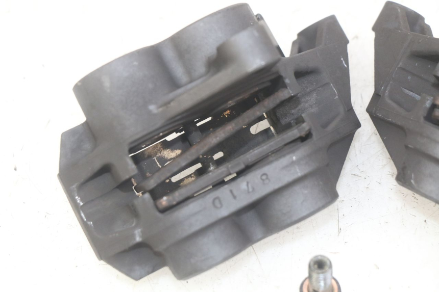 photo de PINZA DE FRENO DELANTERA YAMAHA FZS FAZER 600 (1998 - 2001)