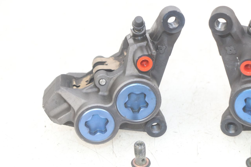 photo de PINZA DE FRENO DELANTERA YAMAHA FZS FAZER 600 (1998 - 2001)