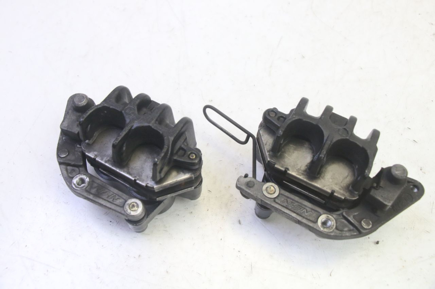 photo de PINZA FRENO DELANTERA SUZUKI GSF N BANDIT 600 (1996 - 1999) - Primer plano técnico