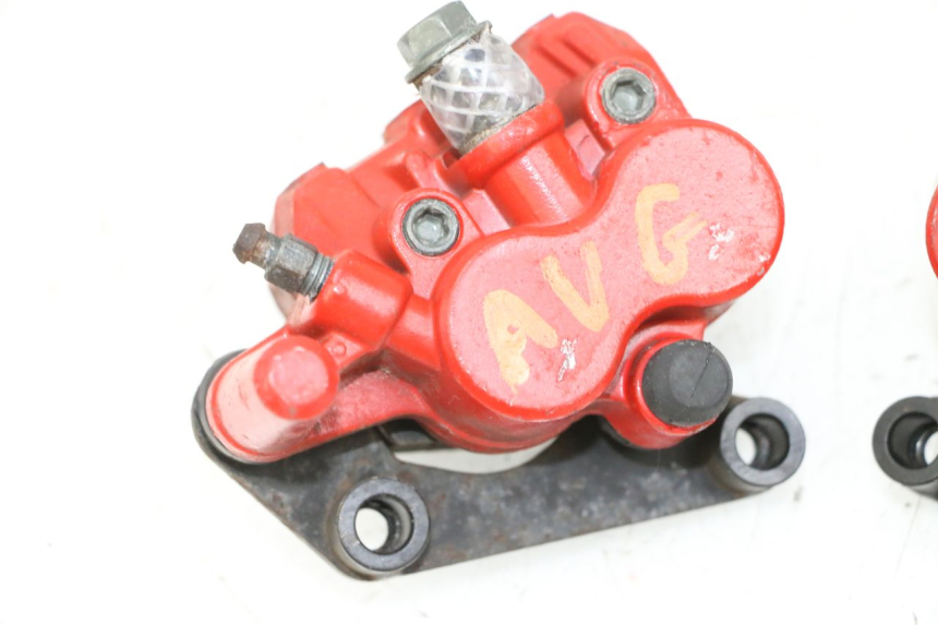 photo de PINZA FRENO DELANTERA JM MOTORS GTS 125 (2015 - 2019) - Inspección visual detallada