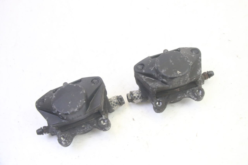 photo de PINZA FRENO DELANTERA PIAGGIO MP3 HPE 350 (2018 - 2020) - Detalles de los puntos de fijación