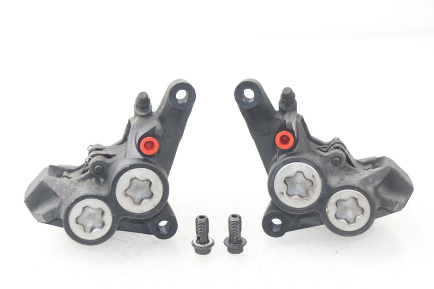 photo de PINZA DE FRENO DELANTERA YAMAHA TDM ABS 900 (2002 - 2014)
