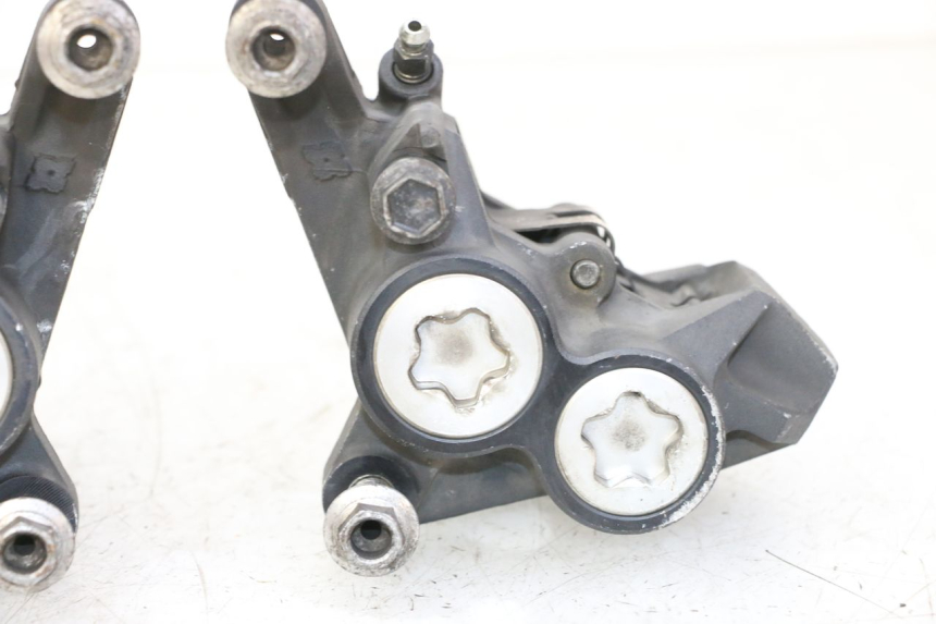 photo de PINZA DE FRENO DELANTERA YAMAHA TDM ABS 900 (2002 - 2014)