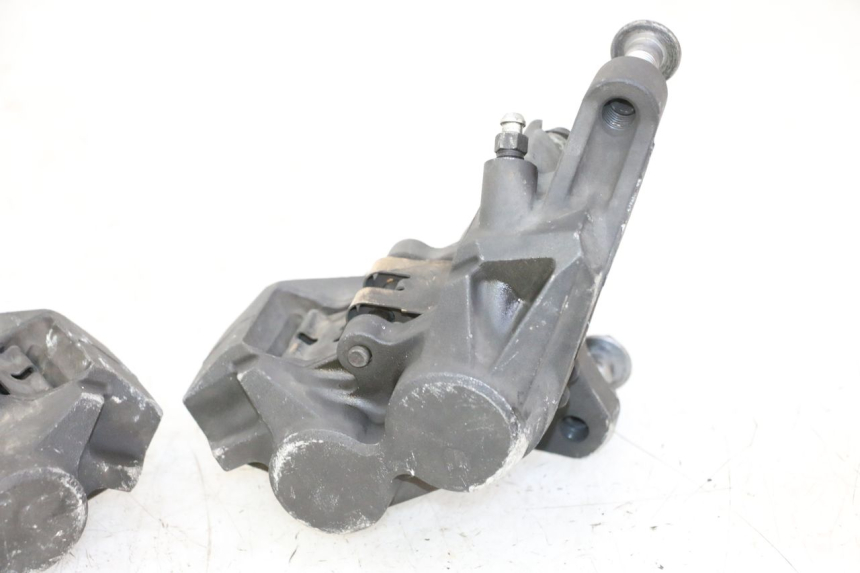 photo de PINZA DE FRENO DELANTERA YAMAHA TDM ABS 900 (2002 - 2014)