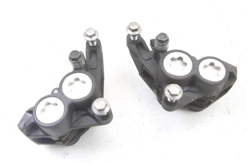 photo de PINZA FRENO DELANTERA YAMAHA TRACER 7 700 (2020 - 2024)