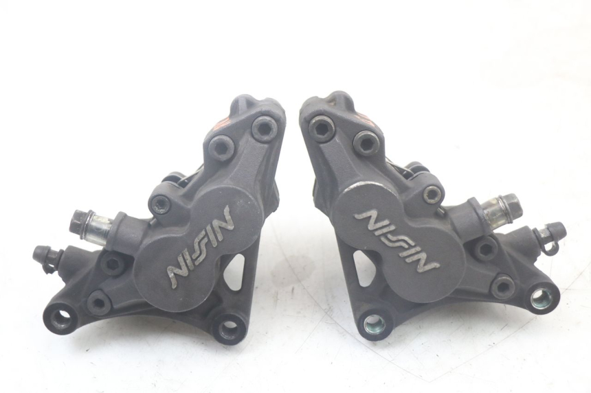 photo de PINZA DE FRENO DELANTERA TRIUMPH SPEED TRIPLE T301 900 (1994 - 1996)