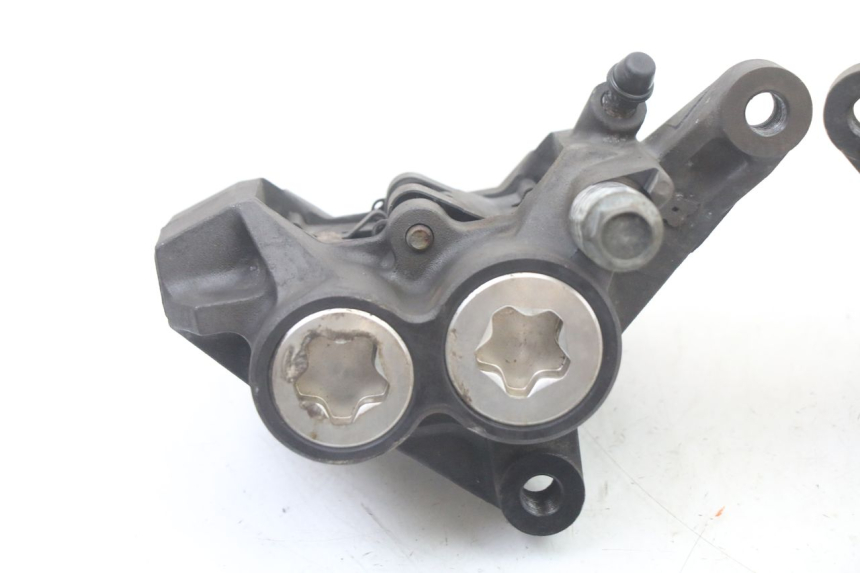 photo de PINZA FRENO DELANTERA YAMAHA FZ6 FAZER S2 600 (2007 - 2011)