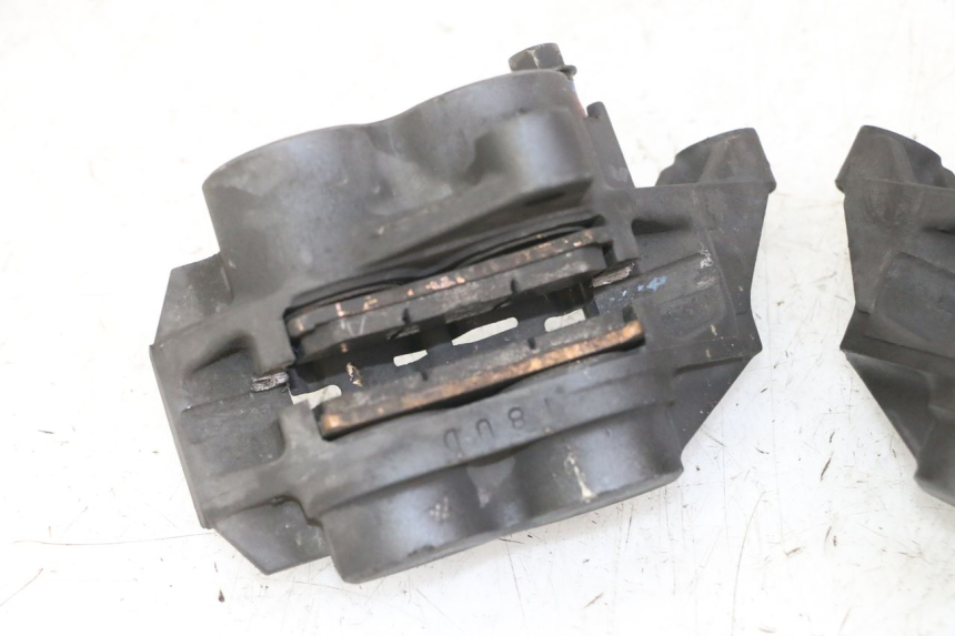 photo de PINZA DE FRENO DELANTERO YAMAHA FZS FAZER 600 (2001 - 2003)