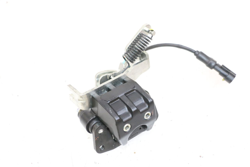 photo de PINZA FRENO ROLL LOCK PIAGGIO MP3 HPE 300 (2019 - 2026) - Zoom estado de uso