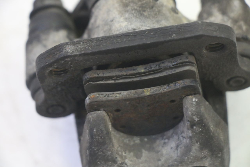 photo de PINZA DE FRENO PIAGGIO MP3 RL 250 (2007 - 2010) - Detalles de los puntos de fijación