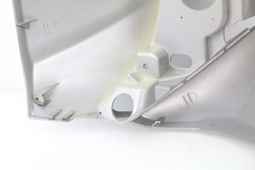 photo de CARENADO FRONTAL PIAGGIO BEVERLY 125 (1998 - 2005)
