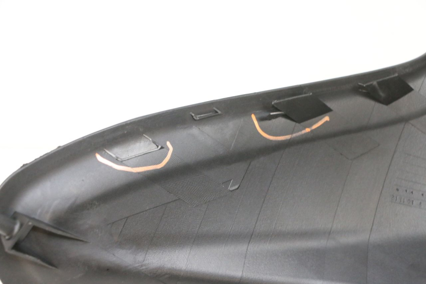 photo de FRENTE. SUZUKI BURGMAN 125 (2007 - 2014) - Detalle de la pieza