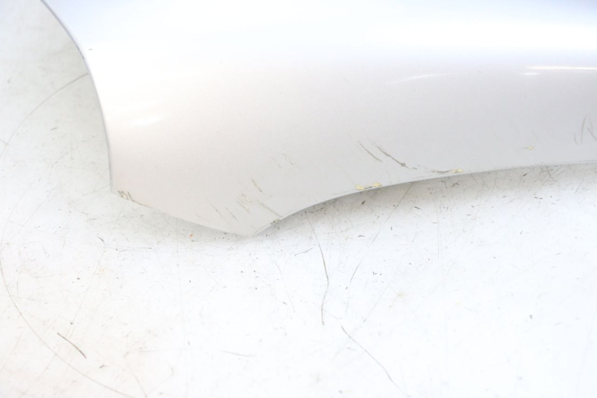 photo de CARENADO FRONTAL PEUGEOT ELYSEO 125 (1999 - 2004) - Características distintivas