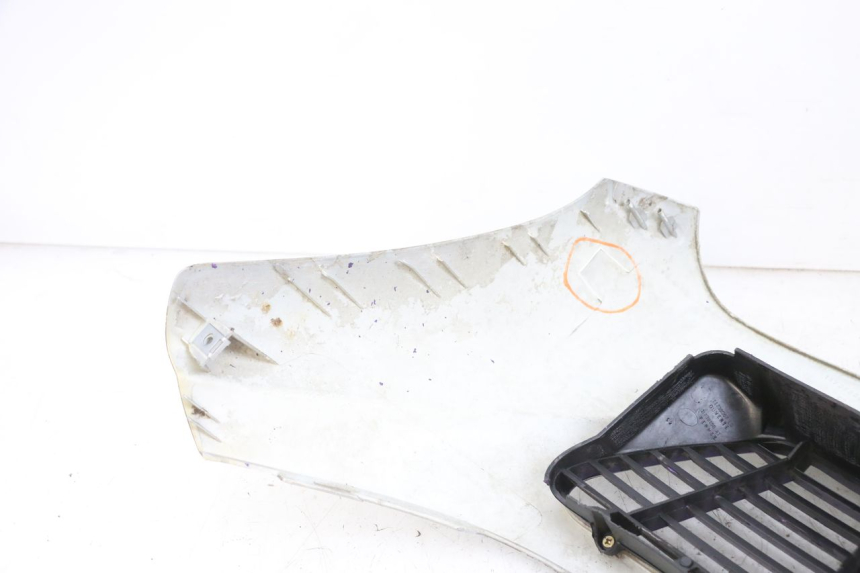 photo de CARENADO FRONTAL PEUGEOT ELYSEO 125 (1999 - 2004) - Otra perspectiva