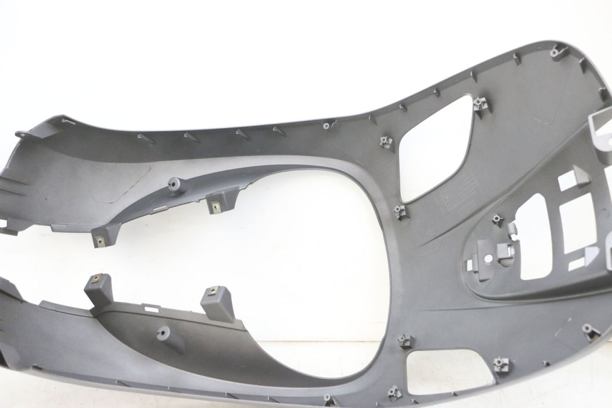 photo de CARENADO FRONTAL SYM FIDDLE 3 III 125 (2014 - 2020) - Detalles de los puntos de fijación