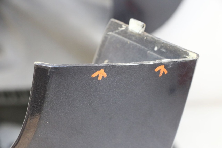 photo de CARENADO FRONTAL KYMCO GRAND DINK 125 (2008 - 2014) - Zoom estado de uso