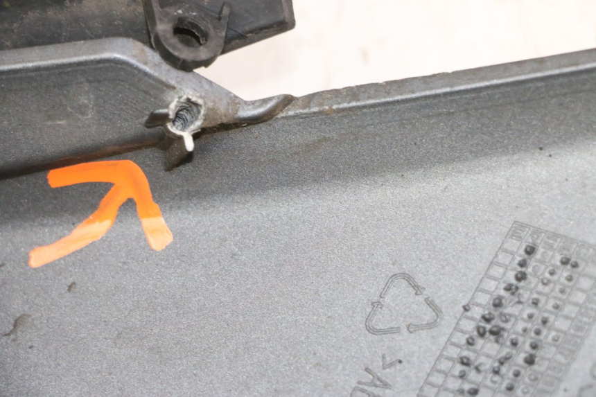 photo de CARENADO FRONTAL BAJO PIAGGIO MP3 500 (2011 - 2015)