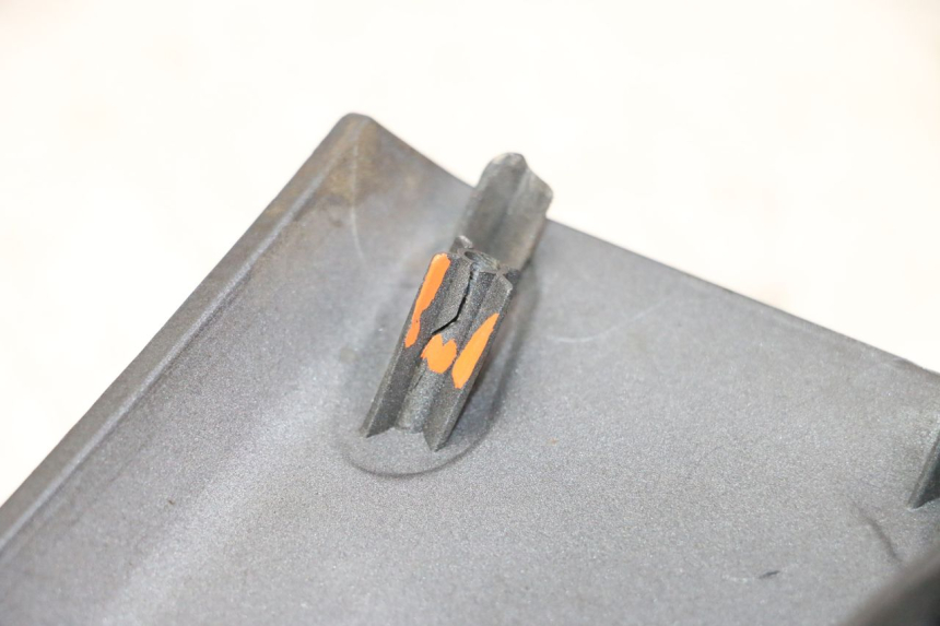 photo de CARENADO FRONTAL BAJO PIAGGIO MP3 500 (2011 - 2015)