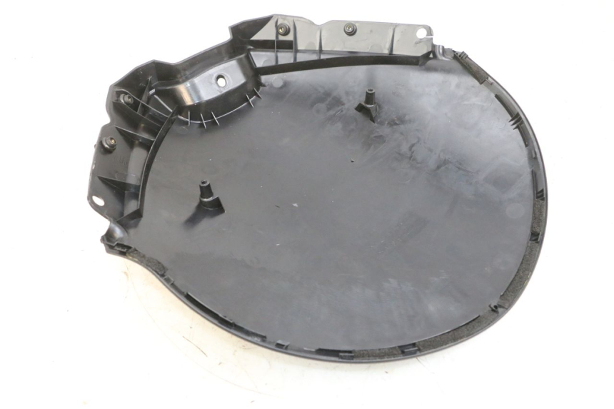 photo de CARA DELANTERA INTERIOR SUZUKI BURGMAN 125 (2007 - 2014) - Primer plano técnico