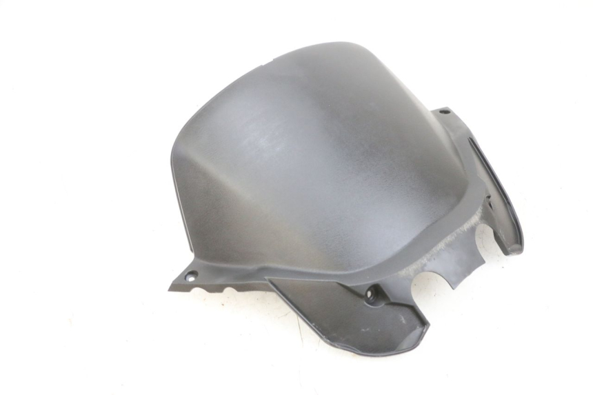 photo de CARENADO FRONTAL INTERIOR SYM GTS EVO 125 (2009 - 2013) - Primer plano técnico