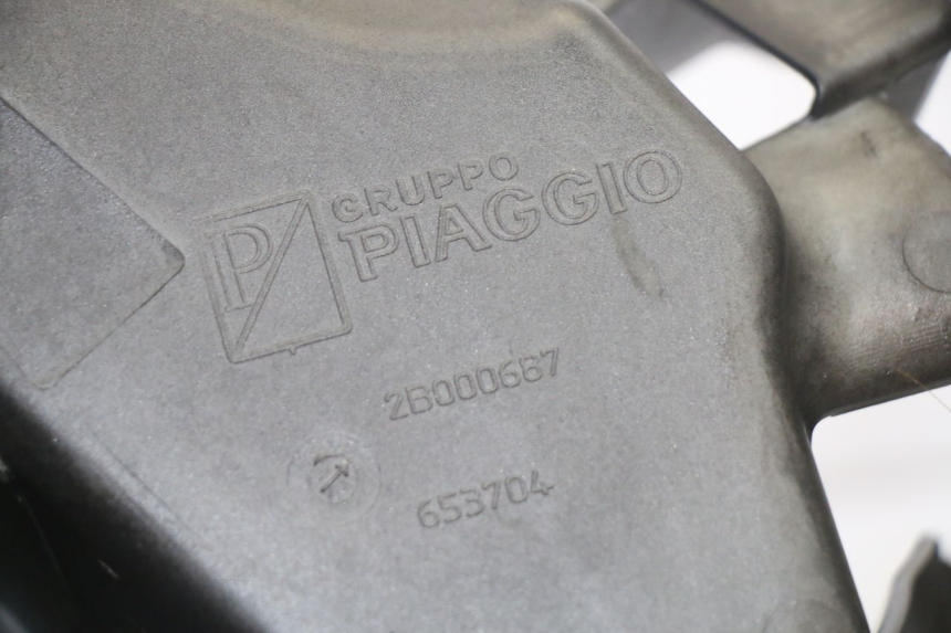 photo de CARENADO FRONTAL PIAGGIO MP3 HPE 350 (2018 - 2020) - Otra vista del artículo