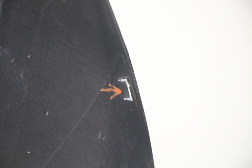 photo de CARENADO FRONTAL PIAGGIO MP3 HPE 350 (2018 - 2020) - Estado de la superficie y material