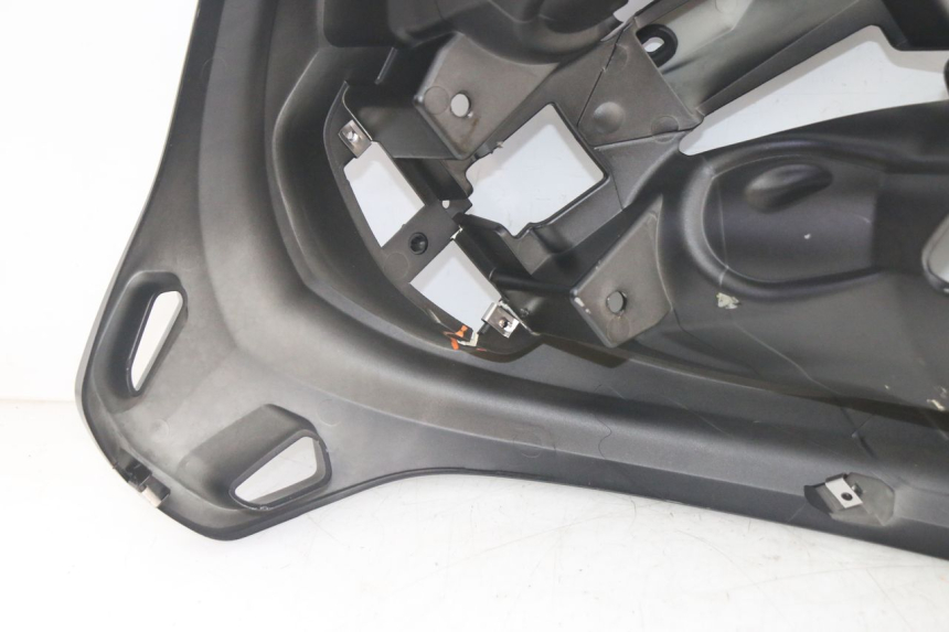 photo de CARENADO FRONTAL PIAGGIO MP3 HPE 300 (2019 - 2026) - Foto de producto adicional