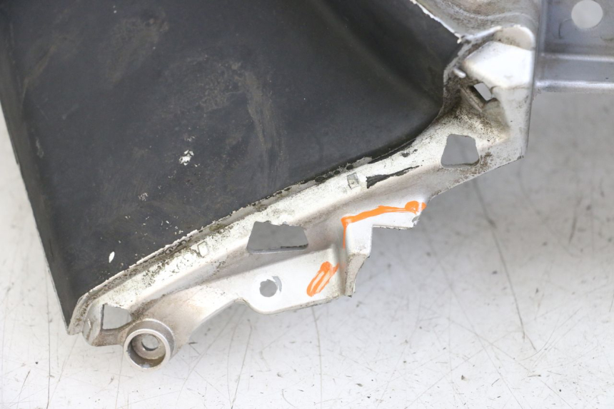 photo de CARENADO FRONTAL PIAGGIO MP3 125 (2006 - 2014)