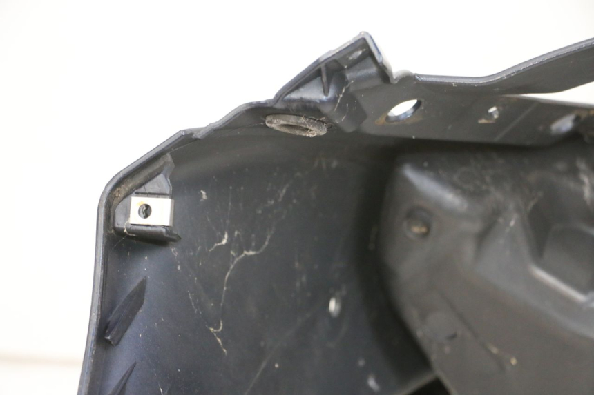 photo de CARENADO FRONTAL PIAGGIO MP3 RL 250 (2007 - 2010) - Inspección visual detallada