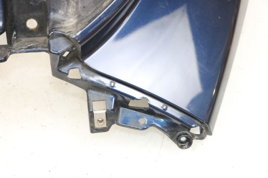 photo de CARENADO FRONTAL PIAGGIO MP3 RL 250 (2007 - 2010) - Detalle de la pieza