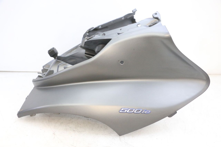 photo de CARENADO FRONTAL PIAGGIO MP3 500 (2016 - 2018) - Características distintivas