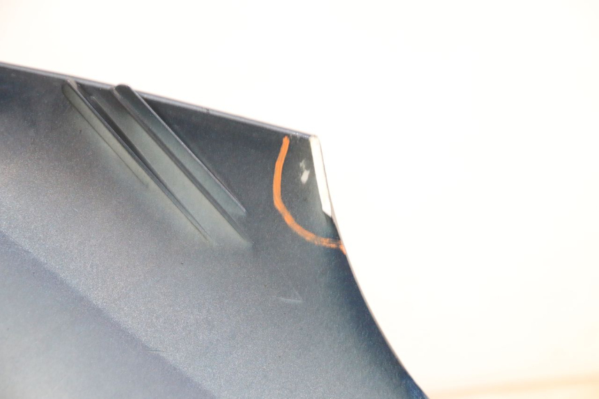 photo de CARENADO FRONTAL PIAGGIO MP3 RL 250 (2007 - 2010) - Detalles de los puntos de fijación