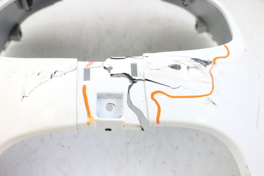 photo de CARENADO FRONTAL YAMAHA NEO'S CORE 1 (2022 - 2026) - Otra perspectiva