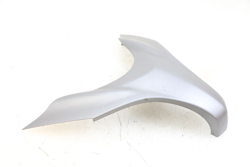 photo de CARCASA DELANTERA SUPERIOR SUZUKI BURGMAN 650 (2013 - 2020)