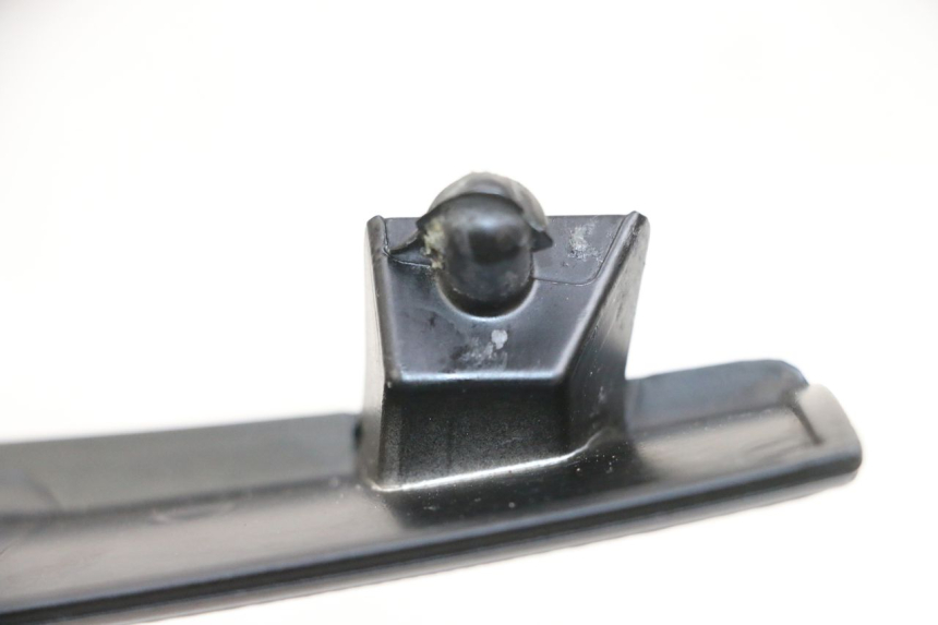 photo de CARENADO FRONTAL SUPERIOR PIAGGIO MP3 500 (2016 - 2018) - Zoom estado de uso