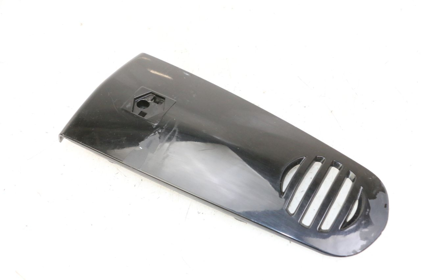photo de CARENADO FRONTAL SUPERIOR PIAGGIO VESPA GRANTURISMO 200 (2004 - 2005)