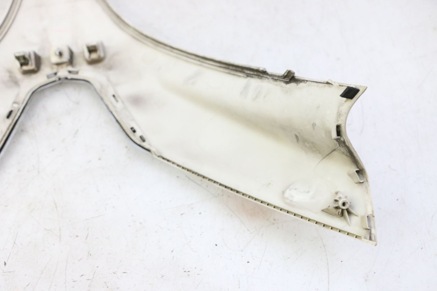 photo de FRENTE SUPERIOR PEUGEOT SATELIS 125 (2010 - 2012)