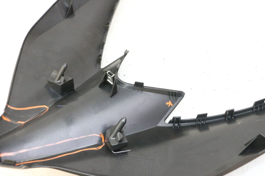 photo de CARENADO FRONTAL SUPERIOR YAMAHA XMAX X-MAX 125 (2021 - 2025)