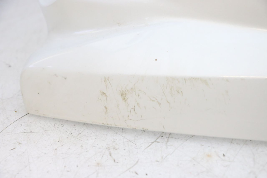 photo de CARENADO FRONTAL YAMAHA X-MAX XMAX 125 (2010 - 2013) - Detalles de los puntos de fijación