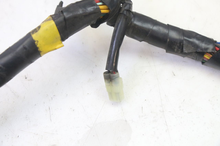 photo de CABLEADO QUADRO 4 4D 350 (2015 - 2018)