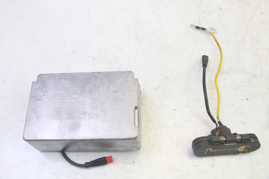 photo de ARNESES DE BATERÍA SEGWAY NINEBOT F65I 1