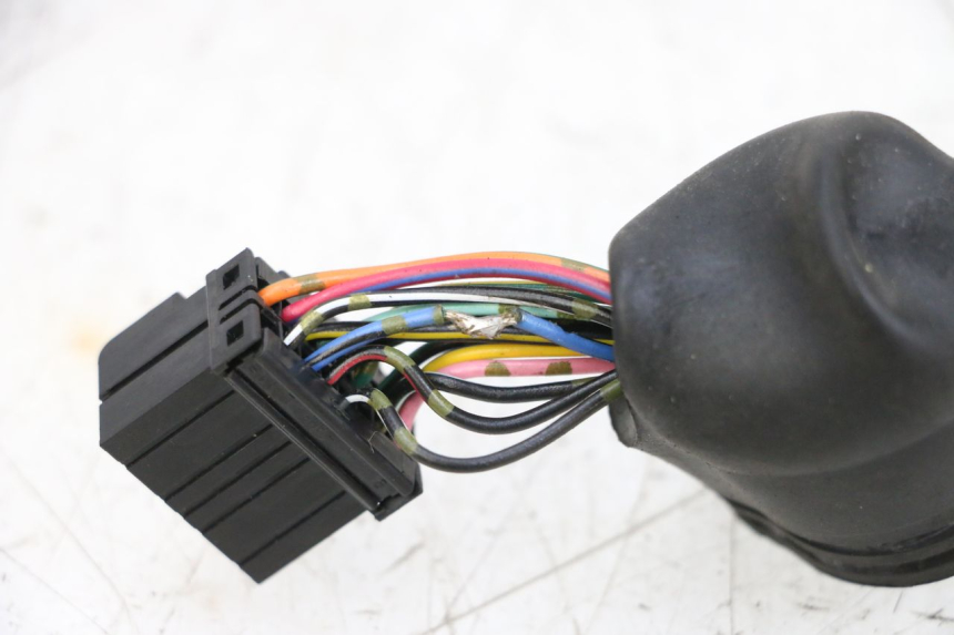 photo de VELOCIMETRO CABLEADO SUZUKI GSXR GSX-R 1000 (2003 - 2004) - Recambio usado revisado