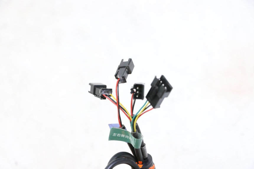 photo de CABLEADO URBANGLIDE E-CROSS PRO 1