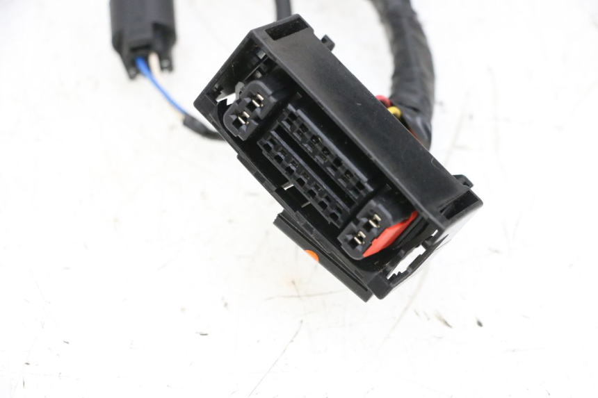 photo de CABLEADO SEGWAY NINEBOT E125S 1 (2022 - 2026) - Detalles de los puntos de fijación