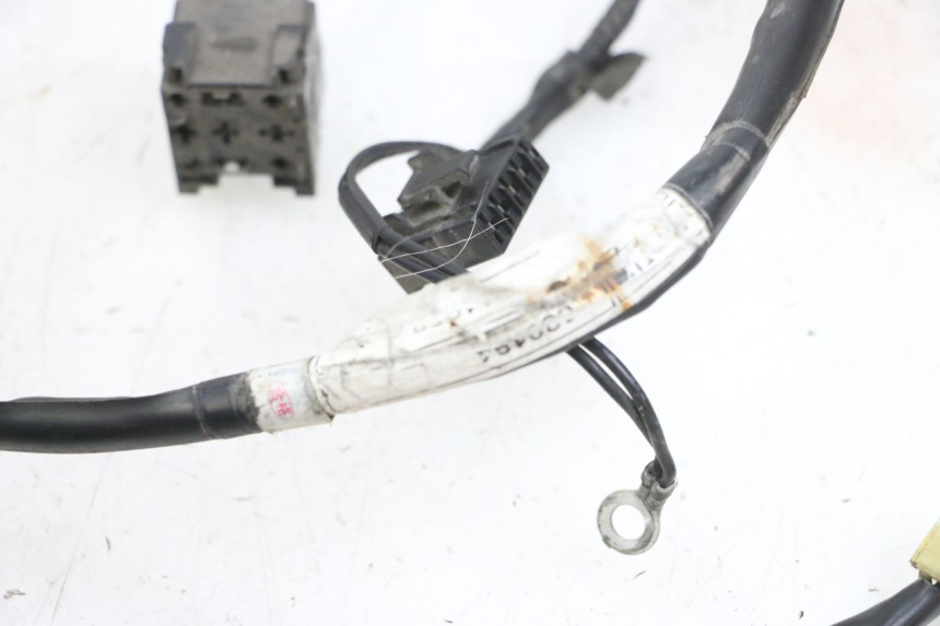 photo de CABLEADO PIAGGIO FLY 4T 50 (2013 - 2017) - Primer plano técnico