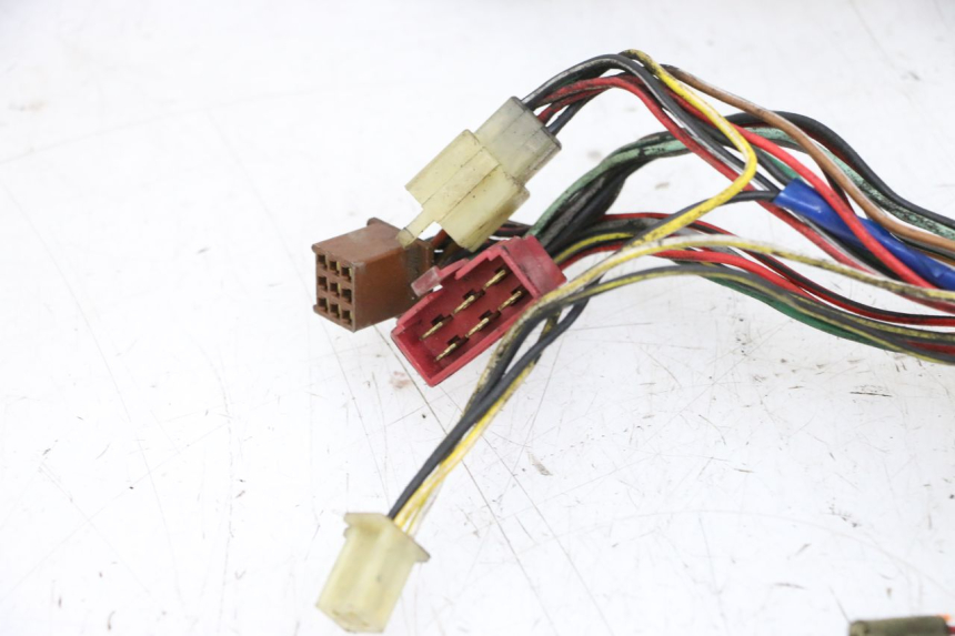 photo de CABLEADO KAWASAKI GPZ RX 1000 (1986 - 1988) - Zoom sobre los componentes