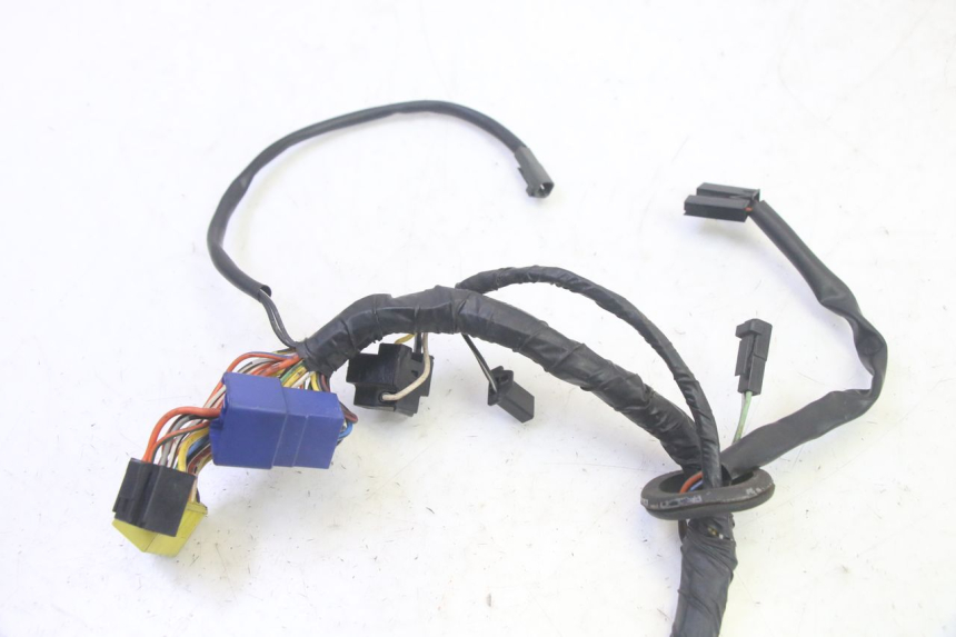photo de CABLEADO SUZUKI GSF N BANDIT 600 (1996 - 1999) - Detalles de los puntos de fijación