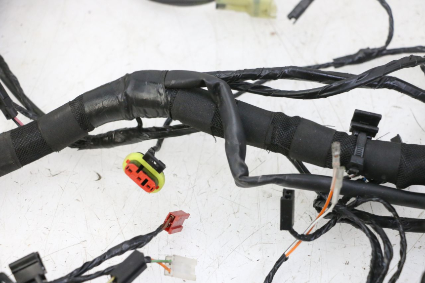 photo de CABLEADO PIAGGIO MP3 HPE 310 (2024 - 2025)