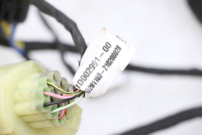 photo de CABLEADO PIAGGIO MP3 HPE 300 (2019 - 2026) - Marcados y referencias originales