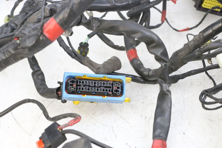 photo de CABLEADO PIAGGIO MP3 500 (2016 - 2018) - Primer plano técnico